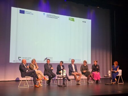 Srecanje Turizem povezuje 14c